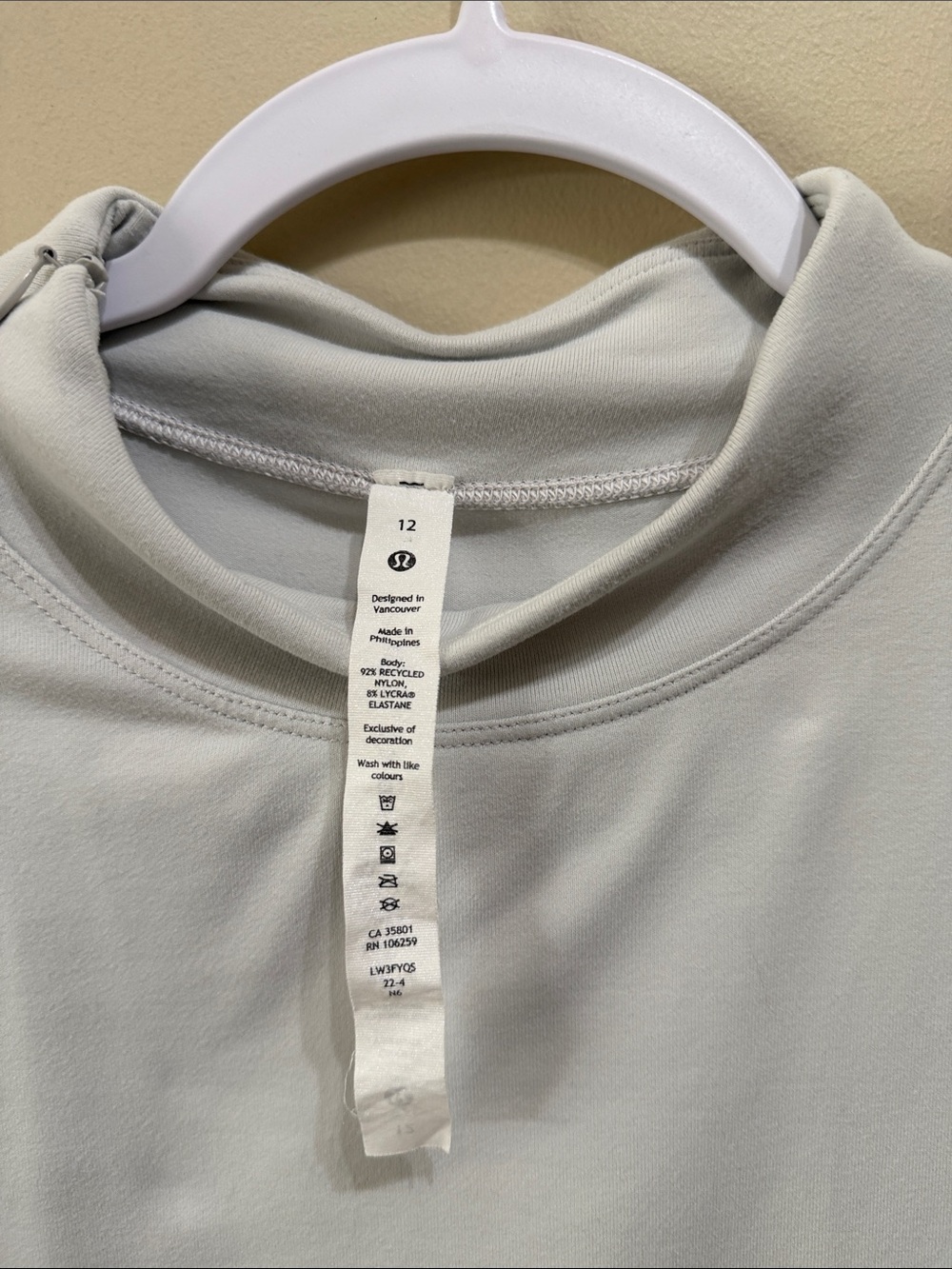 Lululemon Rulu Running Long-Sleeve Mock Neck Shirt in Vapor Size 12 Reflective - Picture 5 of 8